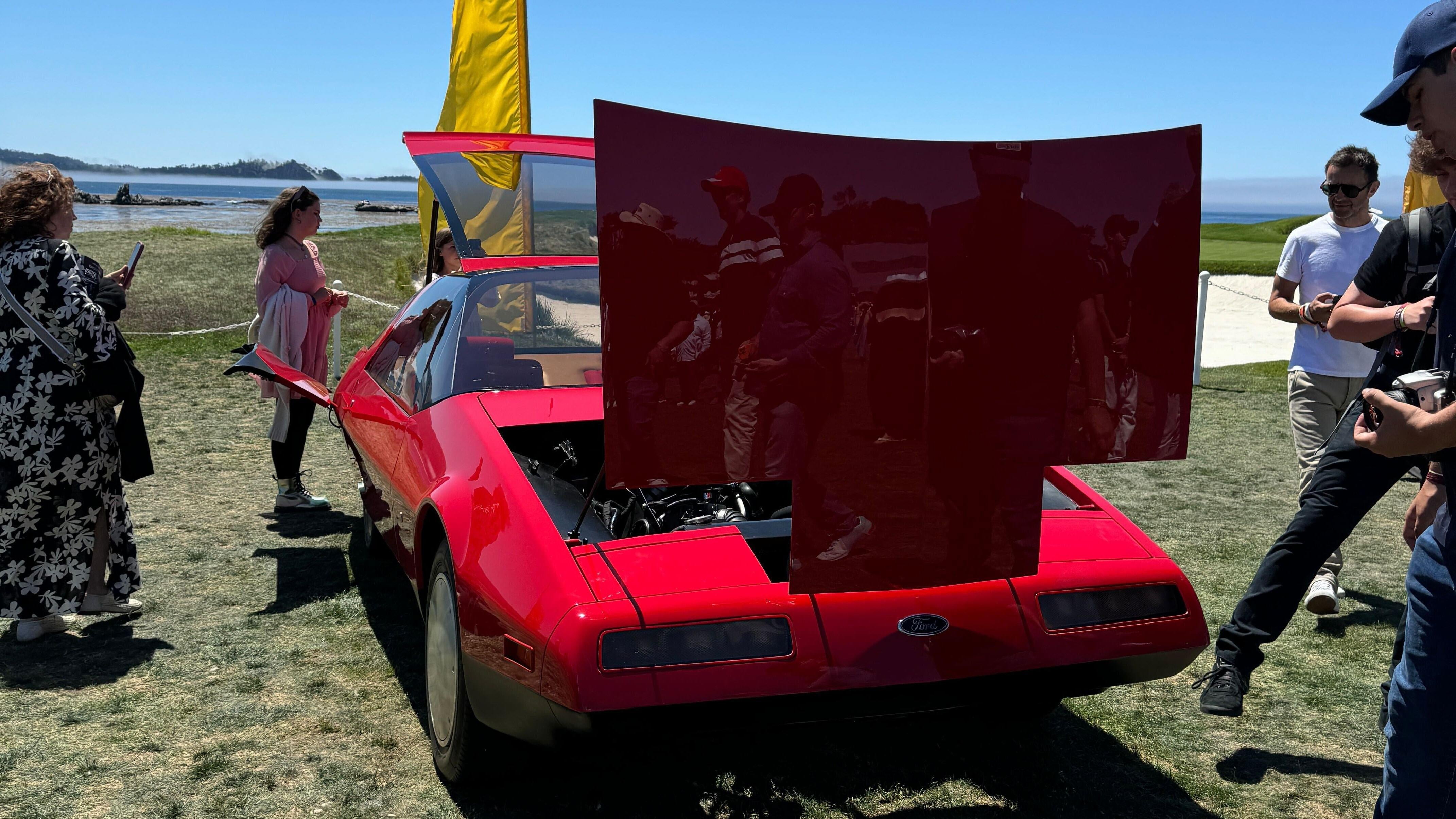 News photo Ford Ghia Probe Concept Destroyed in Fire After Pebble Beach Show